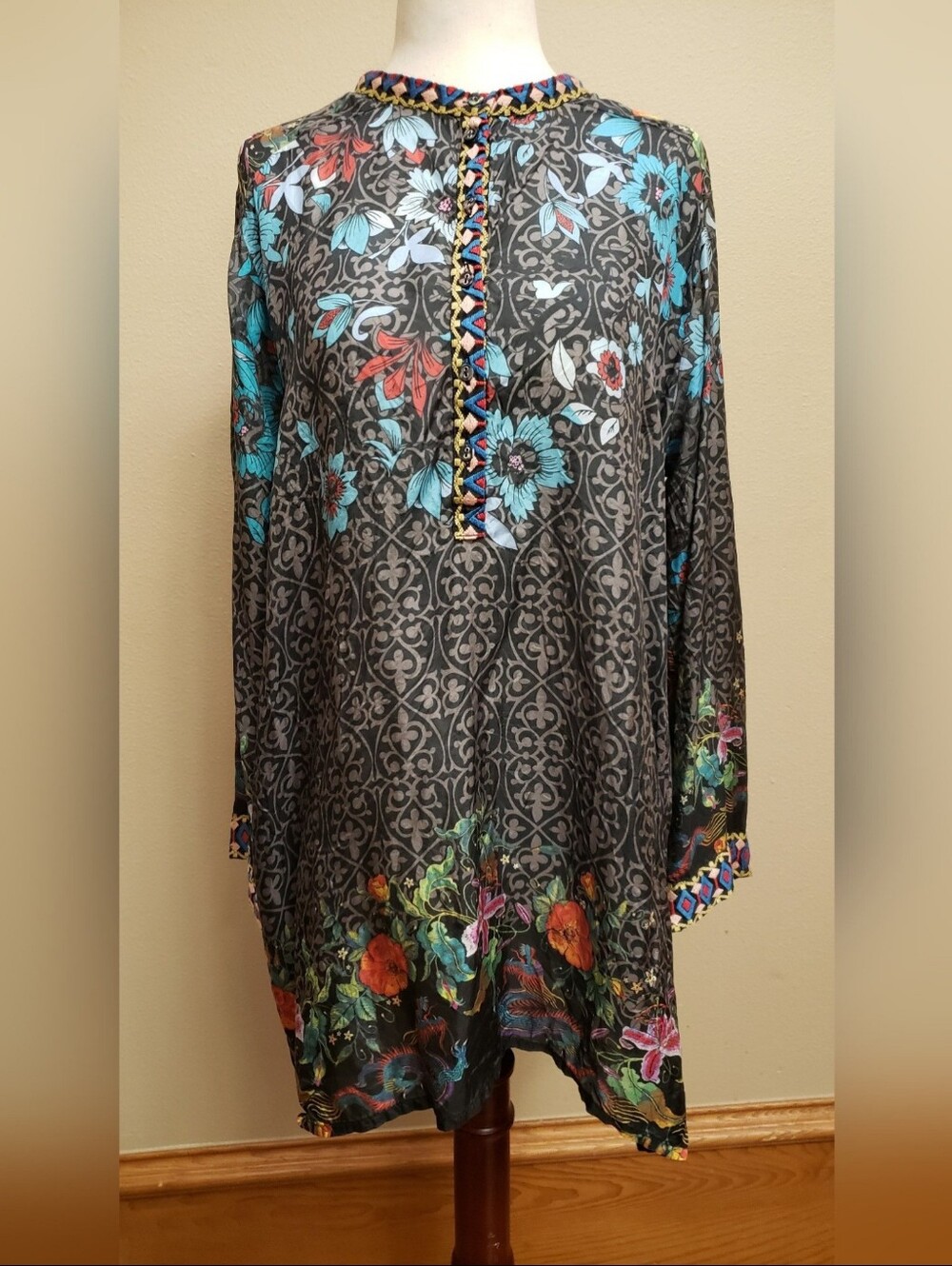 Johnny Was Long Sleeve 100% Silk Tunic